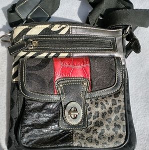 Crossbody purse
